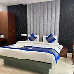 Hotel The Daanish Residency - Karol Bagh