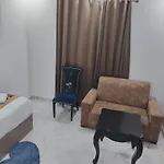 Decent Suites Inn- Mahipalpur, Delhi Airport, Aerocity