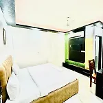 Hotel Malviya Nagar