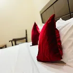 Hotel Hc Grand Near Indraprastha Apollo Hospital