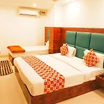 Hotel The Tark Near Igi Airport