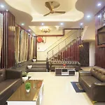 Luxury Stay Near Delhi International Airport