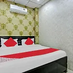 Hotel O Grow More Near Shiv Mandir