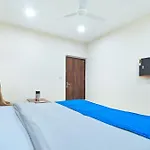 Chowdhry Tourist Lodge - New Delhi Railway Station - 2 Minutes Walk