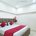 Chowdhry Tourist Lodge - New Delhi Railway Station - 2 Minutes Walk