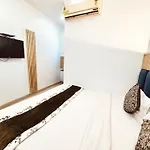 Hotel Jai Balaji, Paharganj, New Delhi Railway Station