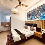 Hotel Jai Balaji, Paharganj, New Delhi Railway Station