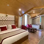 The Jupiter - A Boutique Airport Hotel
