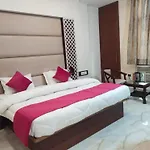 Hotel Lav Kush Deluxe At Paharganj