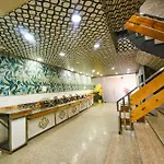 OYO 75126 Crystal Palace