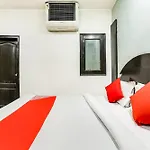 Oyo Hotel Geetanjali Inn