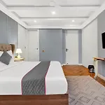 Hotel Grand Villas Near Delhi Igi Airport