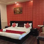 Hotel Swathi - Paschim Vihar