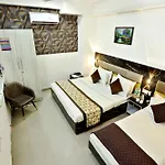 Hotel Popular Suites Delhi Airport