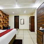 The Ocaen Suite Near Delhi Airport