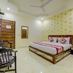 Smart Signature Hotel Delhi Airport