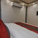 Hotel O Flyover Inn