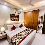 Hotel Ivaan Homes Opposite To Iskcon Temple East Of Kailash New Delhi