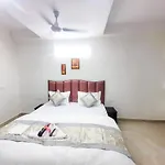 Hotel Galaxy - Ignou Road Saket
