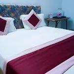 Hotel Commodo - Near Us Embassy