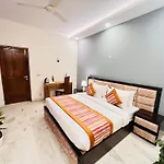Grove Residency Hauz Khas New Delhi Couple Friendly