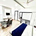 Hotel Spb 87 Near Karol Bagh Metro Station Delhi