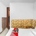 Hotel O M Stays Near Akshardham