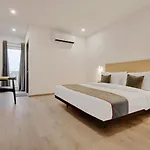 Hotel Grand King