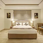 Hotel Grand King