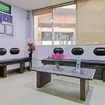 Hotel O Flagship Hotel Metro Star Near Lotus Temple