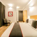 Hotel King Plaza Near Delhi Airport