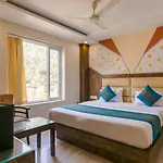 Hotel Baba Residency Near New Delhi Railway Station