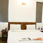 Hotel Lagoon - Opp Select City Mall