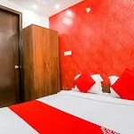 Hotel O Icon Near Delhi Airport