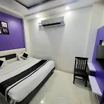Hotel Season Grand Couple Friendly Pitampura Metro Station