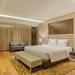 Hotel Bellwood Suites Near Delhi Airport