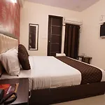 Hotel O Tourist Plaza