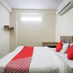 Hotel O 77674 Hotel White Inn
