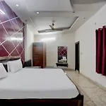 Hotel O 82304 Hotel Travel Inn