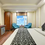 Hotel Neu Villa - Near Connaught Place