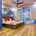 Hotel O Viraj