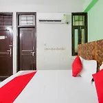 Hotel O Green Light