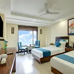 Hotel Neu Villa - Near Connaught Place