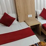 Hotel Shree Sai Dham Near New Delhi Railway Station, Paharganj