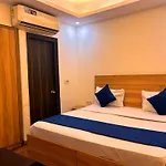 Hotel Aerocity Golden