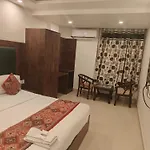 Hotel Marina Plaza A Family Hotel Near Igi Airport Delhi