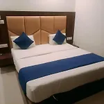 Hotel Gayatry