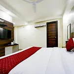 Empire Suites By Delhi Airport
