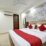 Empire Suites By Delhi Airport