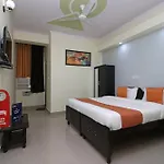 Hotel O Pearl Residency